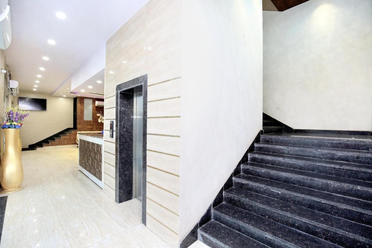 Hotel Grand M Lajjo Лудхиана Экстерьер фото